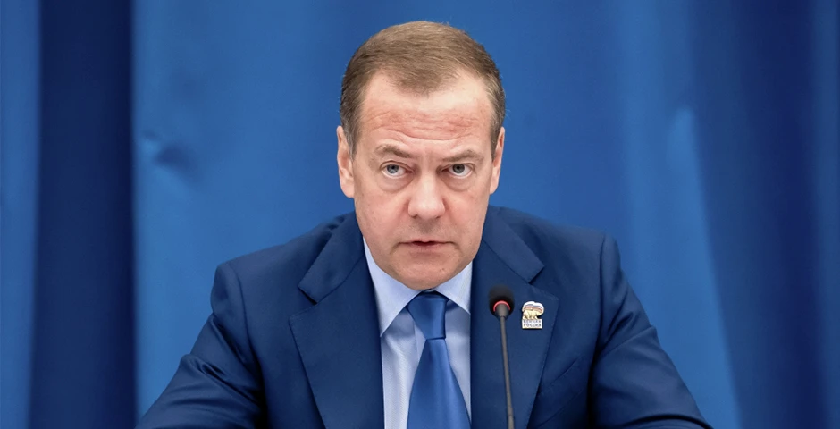 Медведев: Решение об ударах по Ирану не делает чести тем, кто его принимал Медведев: Решение об ударах по Ирану не делает чести тем, кто его принимал