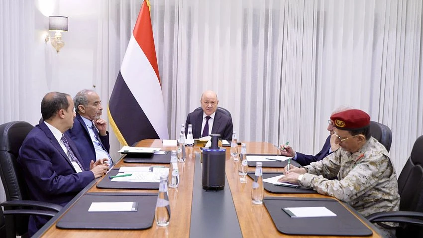 Поддерживаемые Саудовской Аравией власти Йемена обвинили Иран в нарушении суверенитета страны Поддерживаемые Саудовской Аравией власти Йемена обвинили Иран в нарушении суверенитета страны